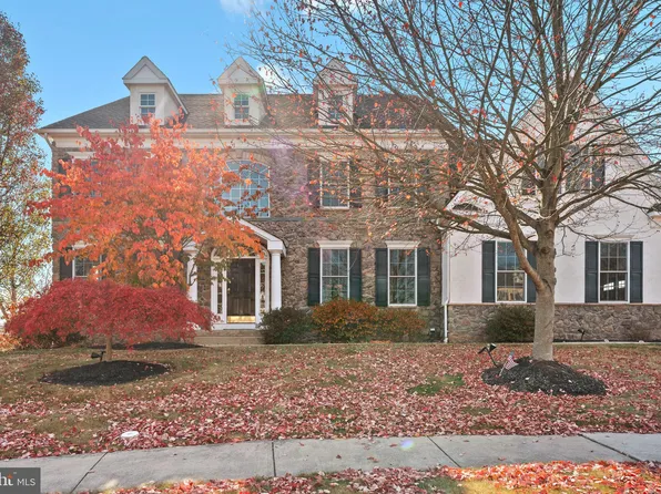 410 Ace Cir, Harleysville, PA 19438