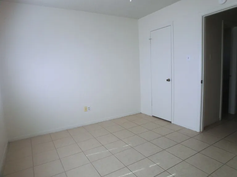 302 Sorrel Dr. — Photo 14