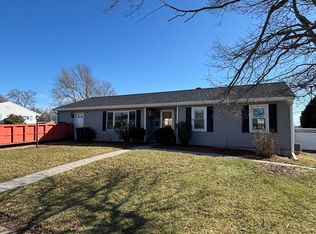 43 New Jersey Ave, Somerset, MA 02726