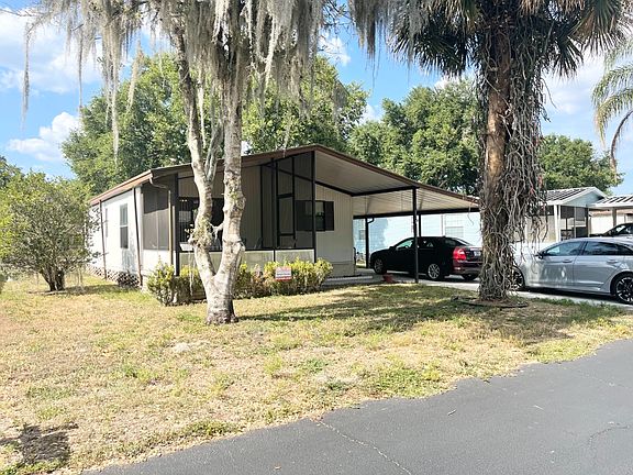 3rd image of 312 Magnolia Hill Dr