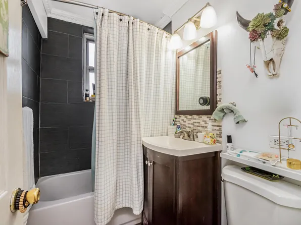 1475 Thieriot Avenue image 14 of 19