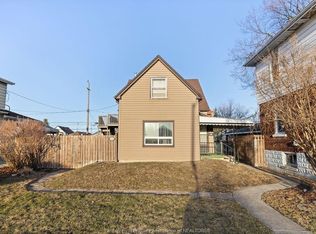 1146 Howard Ave, Windsor, ON N9A 1S7