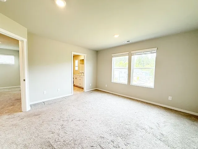 1561 SW Fielder Pl — Photo 24