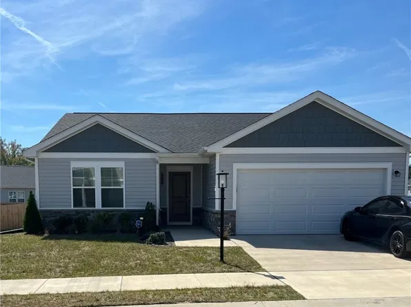 321 Camerons Ferry Dr, Glen Allen, VA 23060