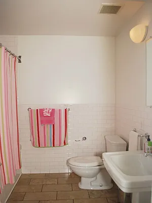 Rented by Sotheby's International Realty | media 11