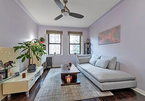 3rd image of 62-64 Saunders St APT A4