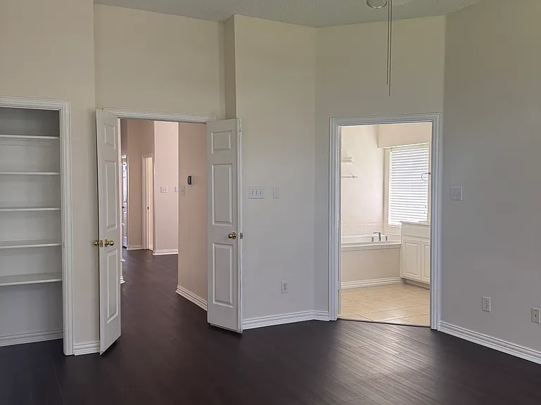 2306 Denham Dr — Photo 8