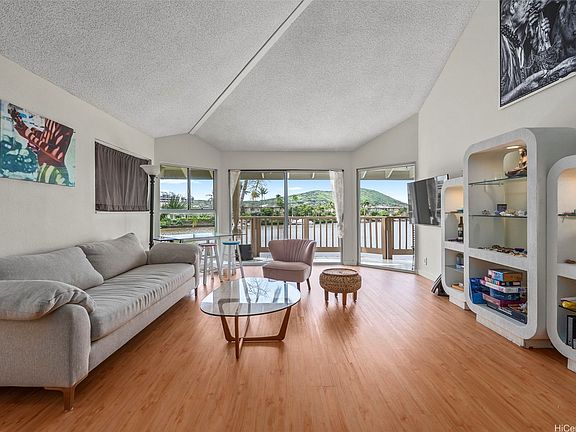 2nd image of 7007 Hawaii Kai Dr APT H24