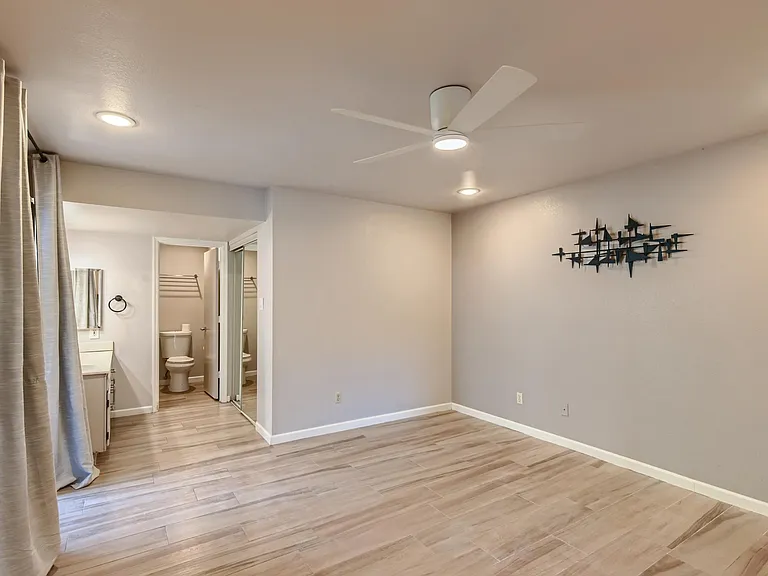 9340 N 92nd St — Photo 15