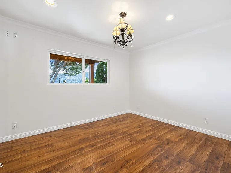 9350 Crystal View Dr — Photo 14