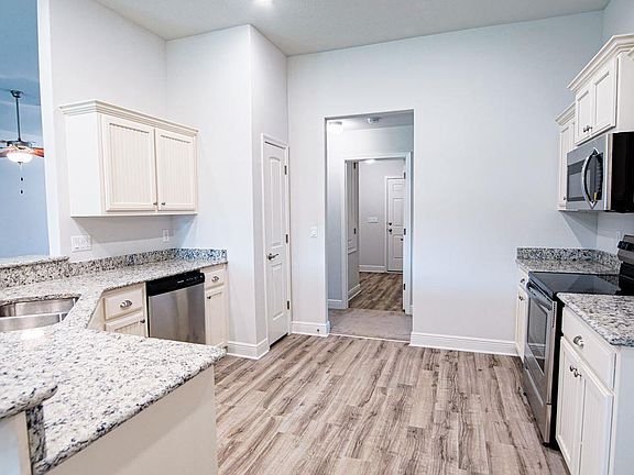 3rd image of 5912 Makenna Dr