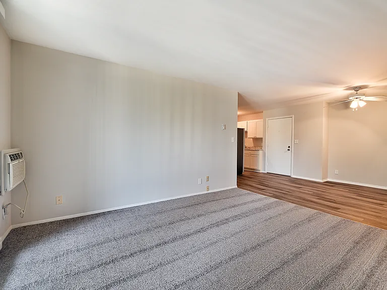 Glen Hills Apartments — Photo 28