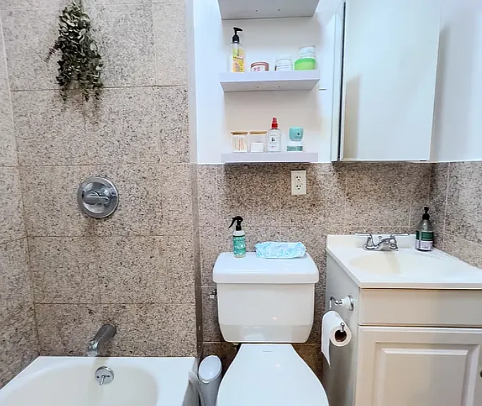 71 Thompson St #2D — Photo 8
