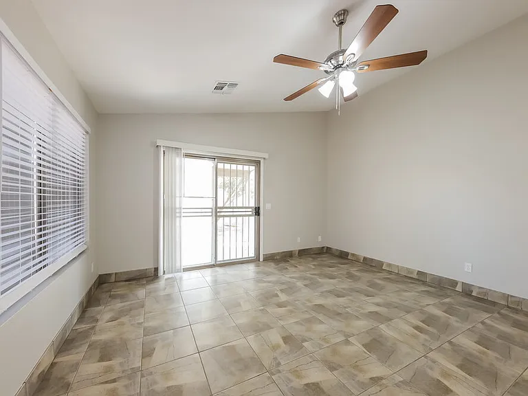 8560 W Eva St — Photo 7