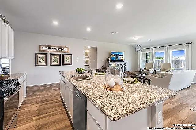 1615 Day Lily St — Photo 14