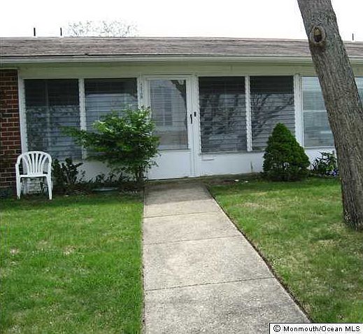 1st image of 1210 Shetland Drive #B