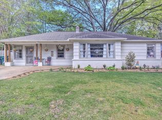 1196 Dearing Rd, Memphis, TN 38117