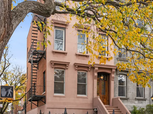 1 1st Place image 7 of 7