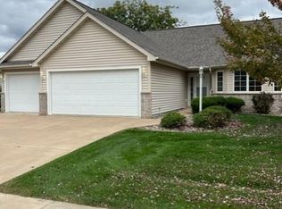 835 Aurora Cir, Red Wing, MN 55066