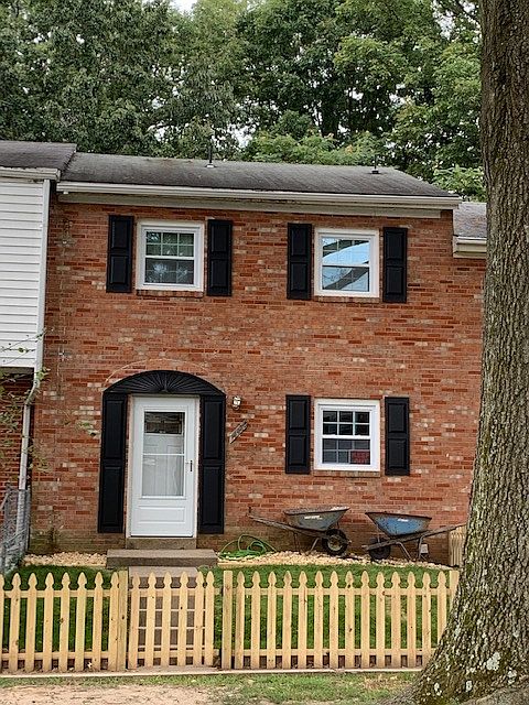 1st image of 14429 Village Dr