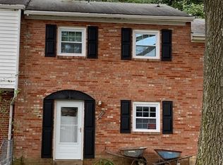 14429 Village Dr, Woodbridge, VA 22191