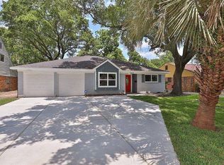 5914 W Airport Blvd #B, Houston, TX 77035