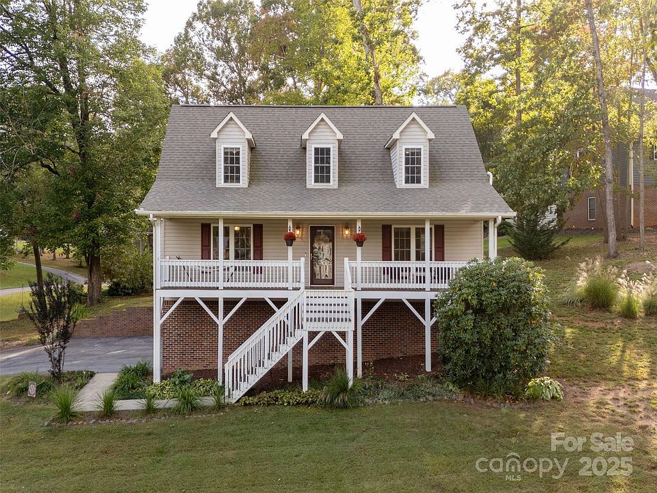 1st image of 25 Brierfield Dr