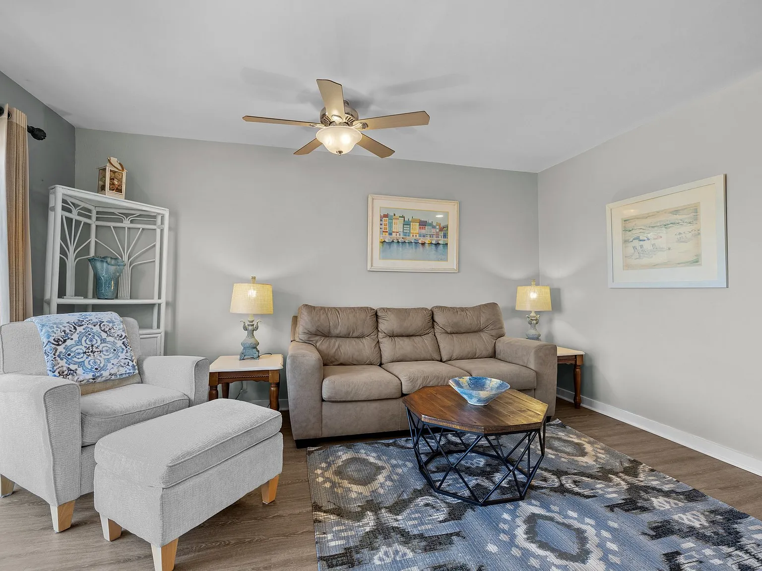 2 bed, 775 sqft, $1,800 — Photo 4