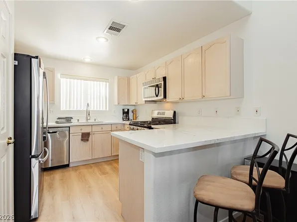 424 Pine Haven St APT 203, Las Vegas, NV 89144