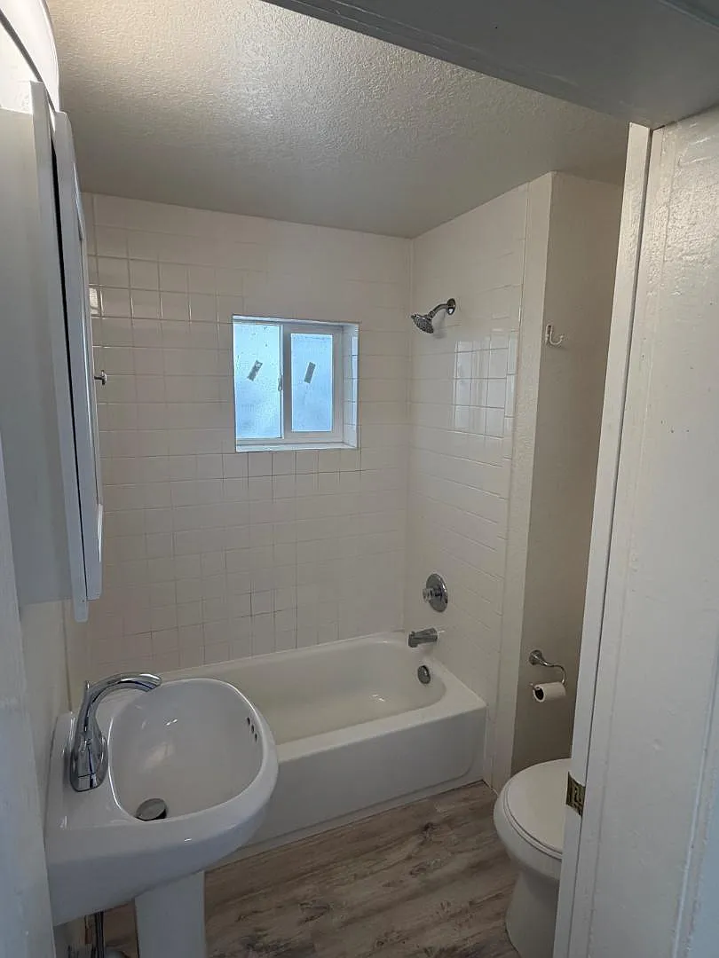 808 East Abriendo Avenue — Photo 4
