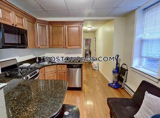 92 Endicott St #101, Boston, MA 02113