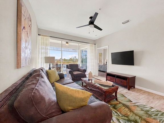 5th image of 7895 Mahogany Run Ln APT 1422