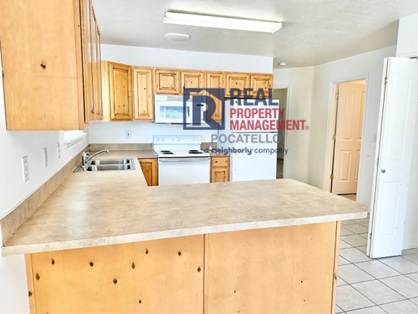 4407 Opal Ave — Photo 4