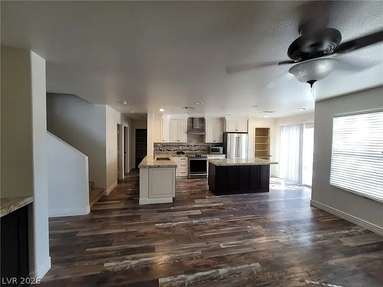 10799 Flame Vine Ct — Photo 69