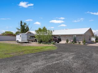 185 La Entrada Rd, Los Lunas, NM 87031