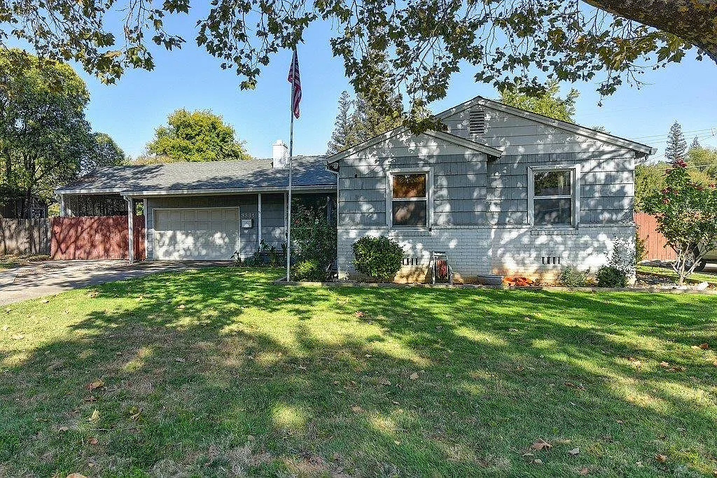 3331 Potter Ln photo 1
