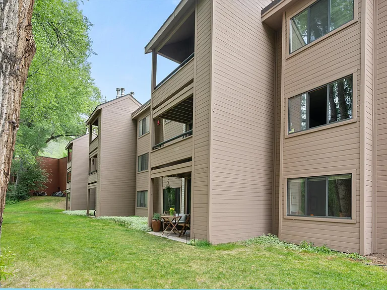 412 Vine St #412 — Photo 26