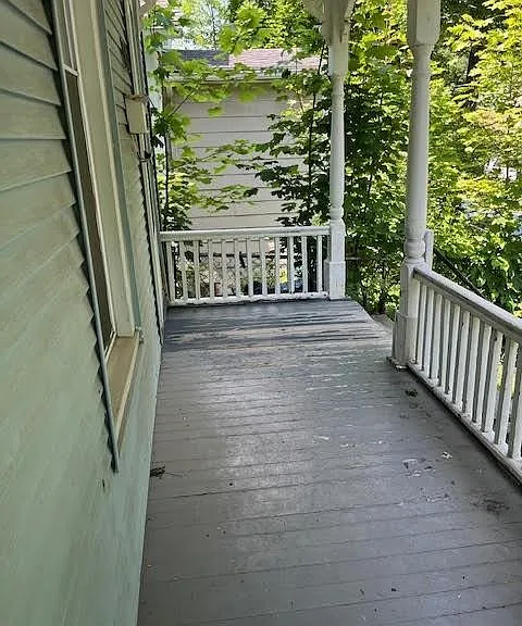 165 Benton St — Photo 4