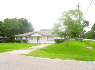 139 Nelson St, Jones Creek, TX 77541