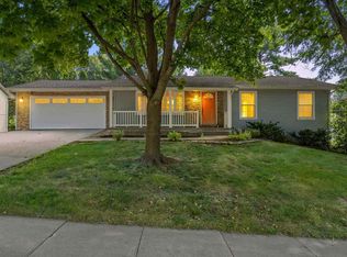 1026 Denbigh Dr, Iowa City, IA 52246