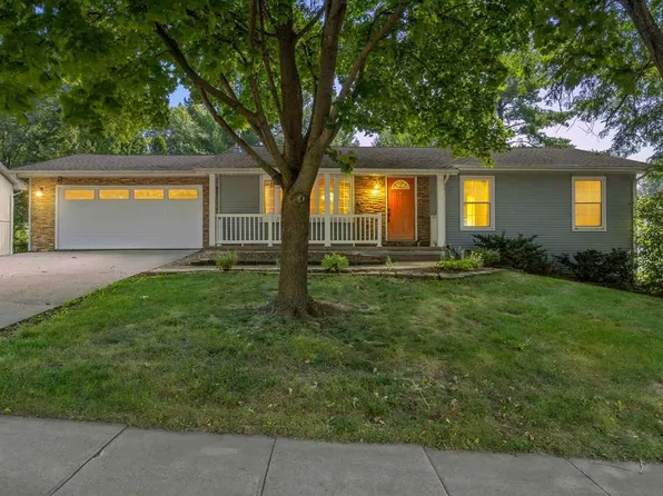 1026 Denbigh Dr, Iowa City, IA 52246