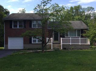 1010 Homeland Dr, Lancaster, PA 17601