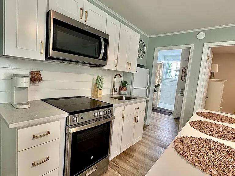512 W Brigantine Ave #A — Photo 10