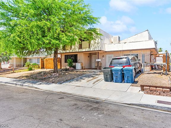 3rd image of 816 Antigua St