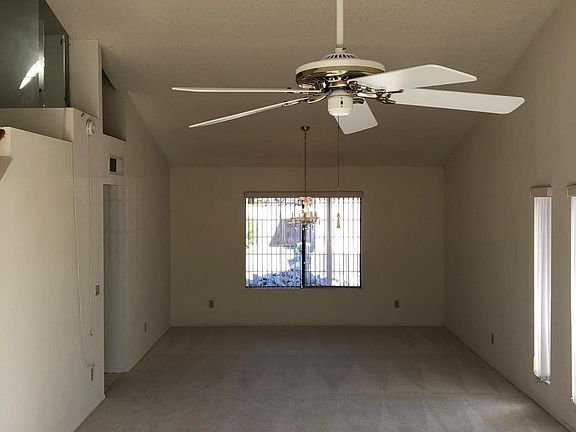 4th image of 740 N Jasmine Pl