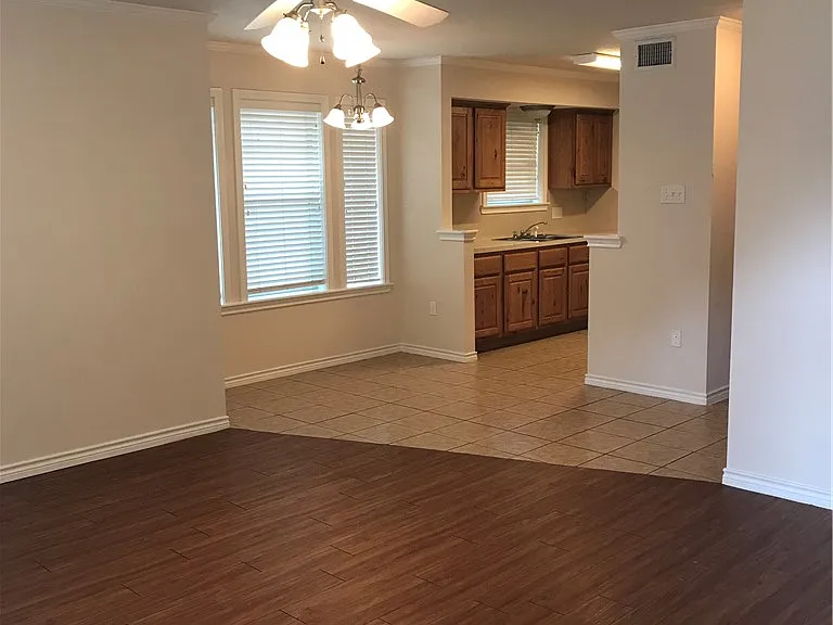 2312 Autumn Chase Loop — Photo 2
