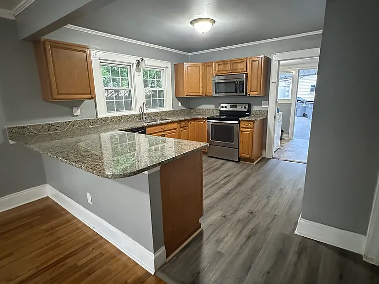2803 S Cannon Blvd — Photo 27