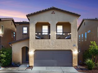 880 Fir St W, Madera, CA 93636