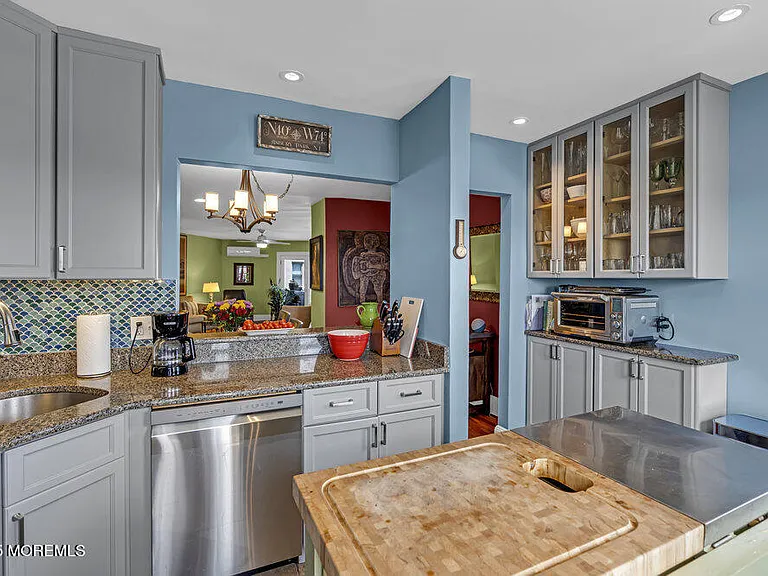 400 Deal Lake Dr #8F — Photo 16