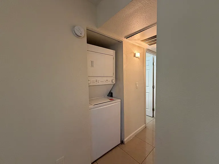 1809 E Broadway Rd #6 — Photo 6